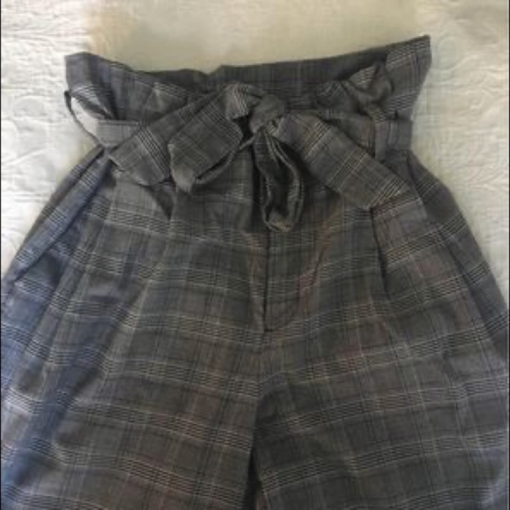 Gray plaid pants with waist tie